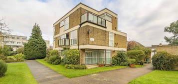 Flat for sale in Peregrine Road, Sunbury-On-Thames TW16