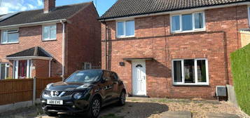 3 bedroom semi-detached house