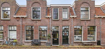 Nieuwe Zijds Burgwal 63