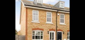 End terrace house to rent in Hillview, Whitstable CT5