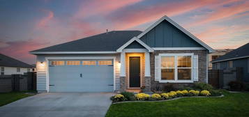 8207 Ballard Loop, West Richland, WA 99353