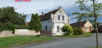Prodej  zemědělské usedlosti 144 m², pozemek 2 326 m²