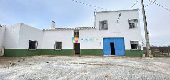 Casa en Oria