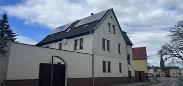 Mehrfamilienhaus/Mehrgenerationenhaus drei Wohneinheiten 1.940 m² Grundstück in Eisleben OT Polleben