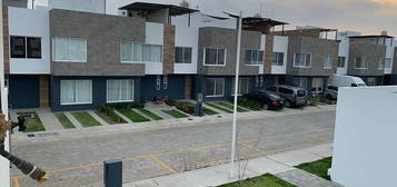 Casa En Venta En Puebla Cuautlancingo Alce Residencial