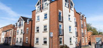 2 bed flat to rent