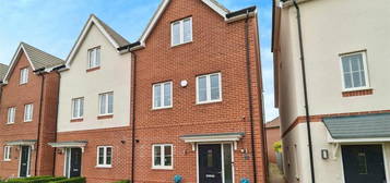 4 bedroom semi-detached house for sale