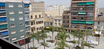 Alquiler de Piso en plaza del Mercat, 1