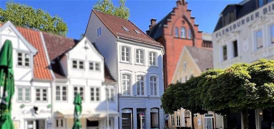 Flensburg: Historisches Wohn- und Geschäftshaus  am Nordermarkt