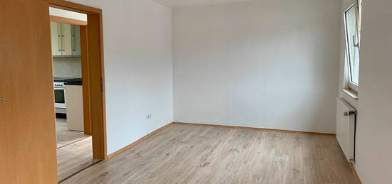 3,5 Zimmerwohnung mit Balkon/Terrasse ab sofort zu vermieten