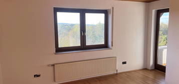 Schöne 3-Zimmer-EG-Wohnung mit EBK in Hennef-Allner