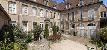 Vente appartement 8 pièces 231 m²