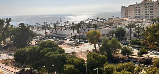 Apartamento de alquiler en Aguadulce Sur