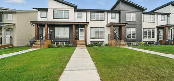 5645 W Vista Trl, Blackfalds, AB T4M 0L8