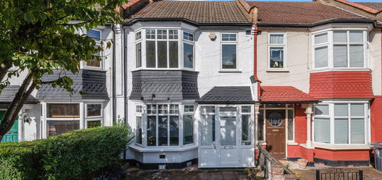 Terraced house to rent in Braemar Avenue, Thornton Heath CR7