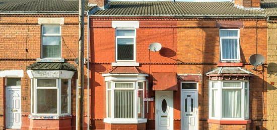 2 bedroom terraced house for sale