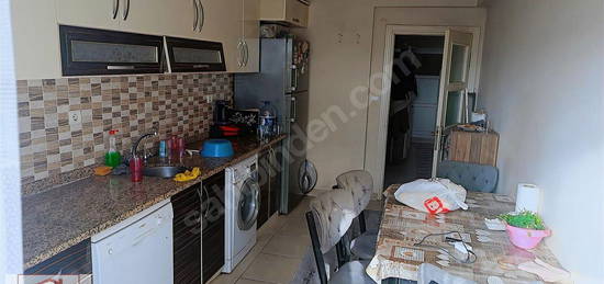 ERGENE SAĞLIK'ta SELİMİYE CADDE CEPHE 2+1 ARAKAT HESAPLI DAİRE