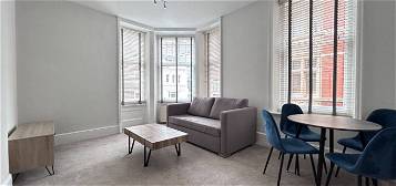 Flat to rent in Burleigh Mansions, Charing Cross Road WC2H
