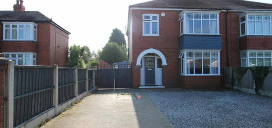 3 bedroom semi-detached house