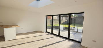 Detached bungalow to rent in Middle Road, Bournemouth BH10