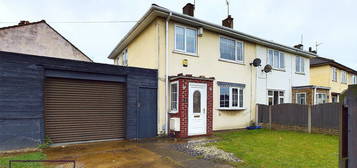 3 bed semi-detached house for sale