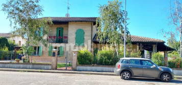 Villa all'asta via Martini 22, San Possidonio