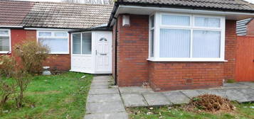 Semi-detached bungalow to rent in Mather Street, Failsworth, Manchester M35