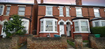 4 bedroom terraced house