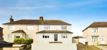 3 bed semi-detached house for sale