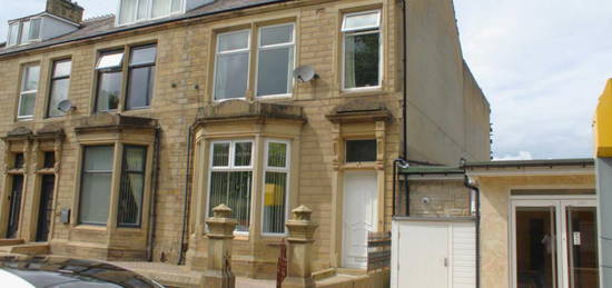 5 bedroom terraced house for sale