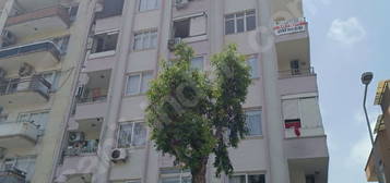 AKDENİZ HASTANE CADDESİNDE SATLIK 3+1 DAİRE