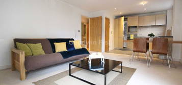 2 bed flat to rent