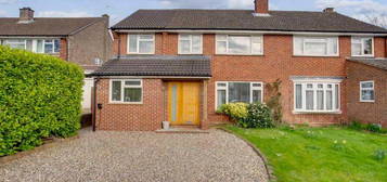 4 bed semi-detached house for sale