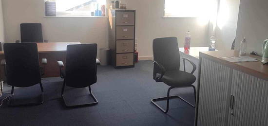 Studio to rent in Gibson Street, Bradford BD3