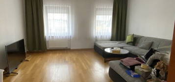 Gepflegte Wohnung mit 2 Schlafzimmer und Balkon in Losheim am See!