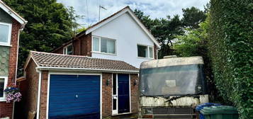 3 bed detached house for sale