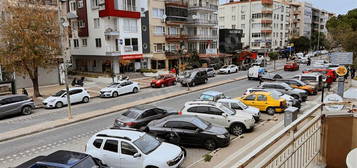 ÇANAKKALE MERKEZ İNÖNÜ CADDESİNDE 2+1 KOMBİLİ KİRALIK DAİRE