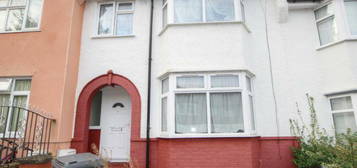 3 bedroom terraced house