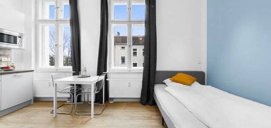 Schönes und voll möbliertes Studio Apartment in Berlin