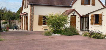 Propriété 6 pièces 130 m²