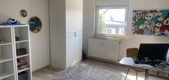 Nachmieter/in für 2,5-Zimmer-Wohnung gesucht