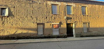 Casa rural en Roales de Campos