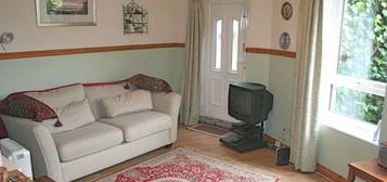 2 bed flat to rent