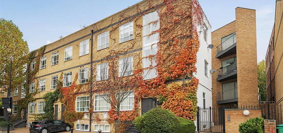 Flat to rent in Maygrove Road, London NW6