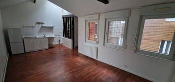 Appartement  à louer, 2 pièces, 1 chambre, 38 m²