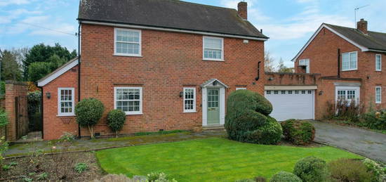 3 bed detached house for sale