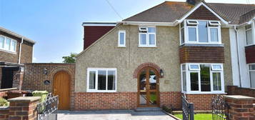 3 bed semi-detached house for sale