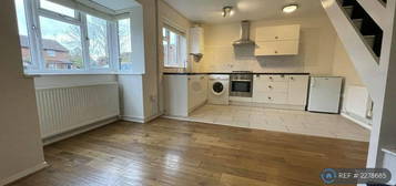 1 bedroom semi-detached house