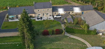 Maison longère avec piscine