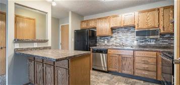 Highland View Apartments, Lincoln, NE 68521